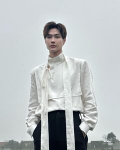 Mai Vũ Luân Instagram - White shirt 🌧️ #maivuluan 
Clothes: @musesmuses.musesmuses