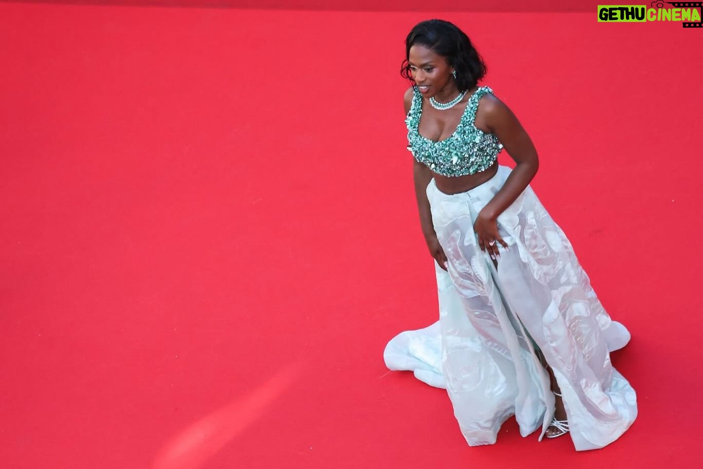 Maïmouna Doucouré - 3 Likes - Cérémonie de clôture du Festival 💚✨
Inoubliable ! Incroyable de voir réunis ces légendes du cinéma. #francisfordcoppola #georgelucas #wimwenders
Un grand bravo à tous les lauréats 👏
Et une pensée spéciale pour le réalisateur iranien @mohammad_rasoulof_official 🙏 (Prix Spécial du jury)
Merci à @chopard @chopardbycaroline pour ce total look 🤩
💄 @biancaby.merveille pour @lorealparis
💇🏽♀️ @mahery.hair
💅 @_lens___
Stylist @doli.grace
@lexclusivelofficial
DA @madame_zou
Agent image @orbis.media
.
.
.
.
.
.
.
#cannes #juryuncertainregard #uncertainregard #films #director #cannesfilmfestival #cinema #travel #film#photography #cannesfrance #fashion #festivaldecannes #art #movie #cannesisyours #instagood #redcarpet #redcarpetcannes #carolinecouture #2024couture #chopardcouture #cannesfilmfestival2024 #chopard #couture