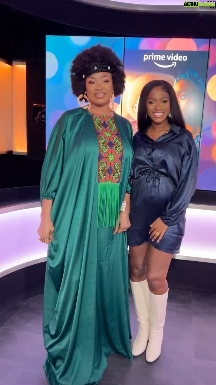 Maïmouna Doucouré - 2.1K Likes - Tournée de presse HAWA
Avec @sania.haa et @oumou.sang ❤️
Merci @tcharlyy (Attaché de presse pour @primevideofr)
Et merci à ma best team✨💙
À mon assistante @sarahmakaille 😘
Stylist @doli.grace @lexclusivelofficial
With outfits :
@hapsatousy : @antikod_official
@dresscode_agency : @phemeparis
@stationservice : @daname_paris
@ledressingdezankara
Hair : @mahery.hair
Mua : @biancvmua with @hapsatousybeauty
#plateautv #shooting #magazine #radio
#hawalefim #hawalefilm #hawa #primevideo #film #actuellementsurprimevideo
