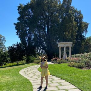 Maitlyn Pezzo Instagram - I bought a yellow dress and a sun hat, and made Noah go on an entire picnic with me because of it 🤷🏻‍♀️♥️