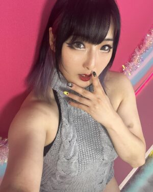 Makoto Instagram - いま33歳
きれいなおばあさんになるために
生涯アンチエイジングして
己と戦い続けないといけないのですよね、、、
ぷはー…😭！
早く理想のアバターで生活出来る電脳世界になってほしい😂
#prowrestler#prowrestling#luchadora#me#joshi#luchalibre#wrestler#wrestling#selfie#japanesegirl#asiangirl#womanswrestling#orientaldoll#me#プロレスラー#女子プロレス#女子プロレスラー#プロレス#セルフィー#自撮り#自撮り女子#わたし#私#煉獄さんガチ勢#喪女#腐女子#セーター#ヲタク女子