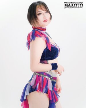 Makoto Instagram - 批判とかじゃないです！それぞれ事情があると思いますので💦
ただ、どんどん周りの方のポートレートが2000円になっているからか、
お客さんのお財布にも以前ほどのよゆうがなくなり(！)
私の売店にふらっと寄ってくださるかたも減ってしまった…😭！
私が1番好き！売店にもかならず…！というかたは数少なくて、正直ほかの推し選手のついでなことが多いので…(そんな中いつも来て下さる皆さん、本当にありがとうございますー!!😭)
単純に人気がないだけかもですけど…😨
残酷ですね😭
ただ、お客さんは売店に来てくださるまえに
高いチケット代を払ってくださってるということを、忘れないでいたいです！！
まぁ色々解決するには自分で圧倒的な存在になるしかないというのはわかってます…！！😭
でも今のところ、ポートレート1000円でしのいでますので気が向いたらぜひ、、、、！(松澤さんにもお金払わないとなので🤣)