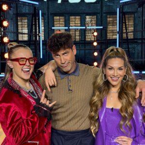 Maksim Chmerkovskiy Instagram - A little dance never hurt anybody, so let the countdown begin. 😏🙌 Get ready for the Season 18 premiere of #SYTYCD in ONE WEEK, only on @foxtv and stream next day on @hulu. 💃🕺