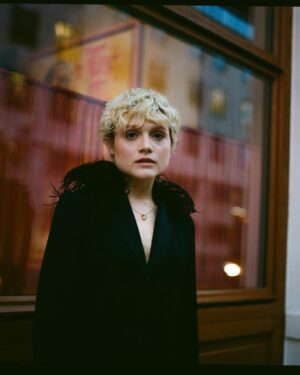 Mala Emde Instagram - Berlinale, immer wieder schön dich wiederzusehen 

Opening 2023 

Styling 
@kayas_lunas 
@pragagency 
@cartier 

Hotel
@château Royal Berlin 

Pictures 
@johannaberghorn 

Head of Beauty 
@philippverheyen using @armanibeauty @sharkbeauty @augustinusbader @shuuemura 

BeautyTeam
@ivanaZoric 
@christianfritzenwanker 
@haneenajub

Last picture from the red carpet
By @sven.goerlich 
 
And a poem that crossed my way when I passed a bookstore on this same day. 
It was written by Louise Glück

@berlinale 
@lilie2apr