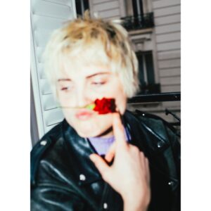 Mala Emde Instagram - Encore @lorrainehellwig 
Encore  à paris 

🍬🌷💓