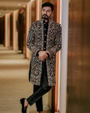 Malavika Jayaram Instagram - Mr and Mrs Nav ✈️❤️

Lehenga and bridal styling: @labelshireenshahana 
Sherwani : @gegonian 
MUA: @salomirdiamond 
Wedding decor : @elysian.dreamscapes 
Photography : @_whiteline_photography_