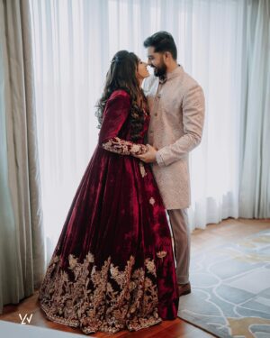 Malavika Jayaram Instagram - Mr and Mrs Nav ✈️❤️

Lehenga : @labelshireenshahana
Sherwani : @raahat_by_paritha 
Makeup : @mishlak_ 
Hair : @mani_stylist_ 
Photography : @_whiteline_photography_ @magicmotionmedia 
Wedding decor : @elysian.dreamscapes