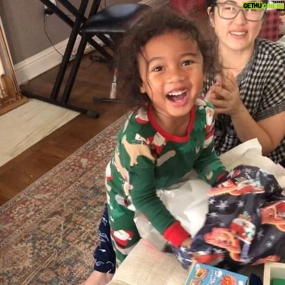 Malcolm Goodwin - 2.7K Likes - Out of all the amazing gifts Apollo received on Christmas Day, this was his biggest reaction š