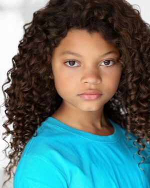 Maleaha Winfrey Instagram - 🌸 "Start where you are. Use what you have. Do what you can." — Arthur Ashe. 🌸  Amazing Headshots by @tihanyiphoto  hmua @hmua_tashafoschetti @contrabandamakeup  #headshots #kidsheadshots #curls #curlykids #childactor #childactress #industrykids #talentedkids #hollywoodkids #youthtalentconnection #youthtalent #beautifulkids #mixedkids #kiddycurls #superstarkids