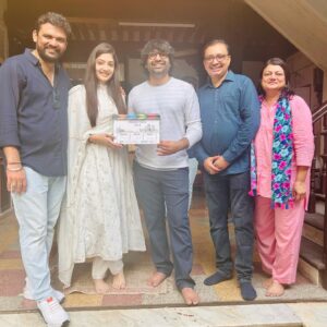 Malhar Thakar Instagram - Starting something new! Coming up with a gujarati web series! Details coming soon.. 💫

Do give your love and blessings ❤️

Produced by : @magnet.media.films @bhavesh_2806 
Directed by : @kartaviya_shah 
DOP : @tapanvyas 

Starring : @malhar028 @ujjvaldave @iamshivanibhatt @morli_patel_actor @kalpatel251968 @archan.trivedi @vaibhavi.bhatt 

Costumes by : @ameelmacwan 
Hair & makeup : @parthu_makeover @patelkomal2391 

#webseries #gujarati #newproject #newbeginnings #comingsoon #pujajoshi #malharthakar #puja 🧿