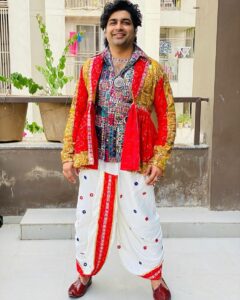 Actor Malhar Thakar HD Instagram Photos and Wallpapers January 2024
