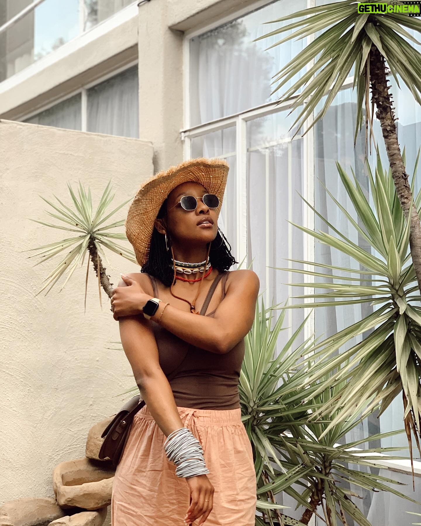 Mamarumo Marokane - 2K Likes - Taking it easy🍃