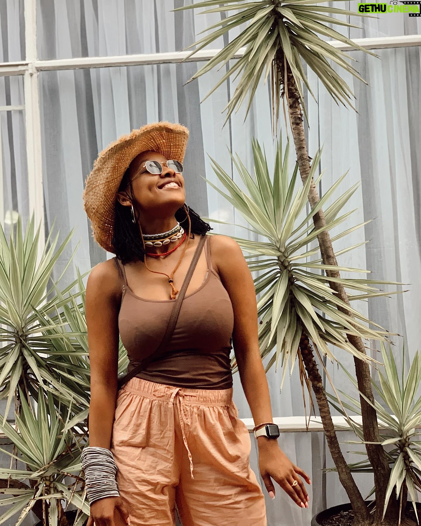 Mamarumo Marokane - 2K Likes - Taking it easy🍃