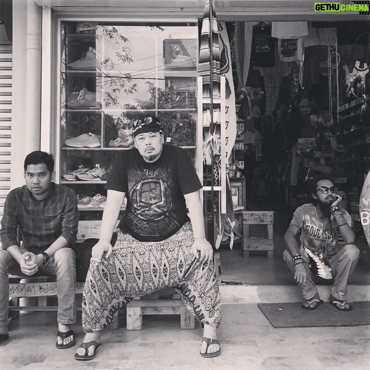 Mamat Khalid - 1.1K Likes - kuala kubu 101 @famyrahman #sajakrikkrik