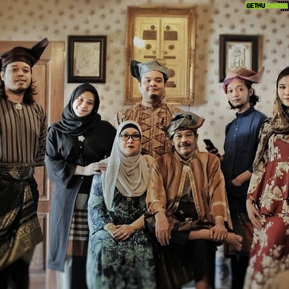 Mamat Khalid - 4.4K Likes - Selamat Hari Raya Maaf Zahir Batin dari abang dan keluarga