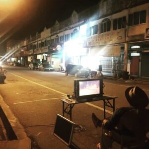 Mamat Khalid Instagram - Cuba teka tgh shoot filem apa ni.....