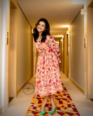 Mamitha Baiju Instagram - Its a floral phase✨🥀
.
Outfit & styling: @resha_by_rehana_shana 
Pics: @ayyapsphotography_dubai 
Thankyou @pushpamathew28