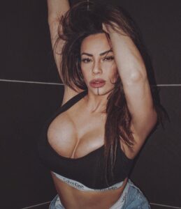 Manal El-Feitury Most Liked Photos and Posts