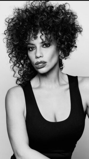Manal El-Feitury Instagram - DID YOU KNOW 🚨‼️🚨

“15th September 
In 2023, World Afro Day will be celebrating its 7th anniversary, it is celebrated each year on the 15th September.”

Which is my birthday 🥳 

Thank to @theveronarose for sharing this info I now know and so do you 💕💖💕