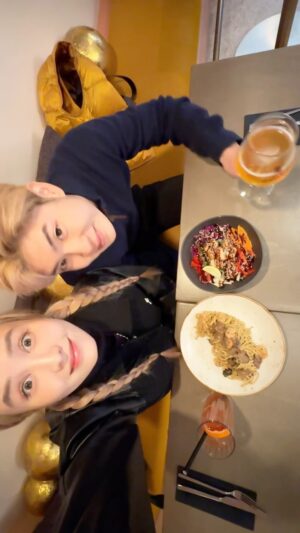 Manapat Techakumphu Instagram - Every Meal w/ U 🍕🍝🍣🍔🌭🥩🥪🍦🍷