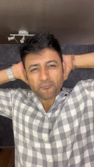 Manav Gohil Instagram - Is your Monday as smooth at my transition!?! 

#monday