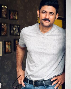 Manav Gohil Instagram - When a ear worm nudges you to put something up… even if it’s irrelevant!! 🥸