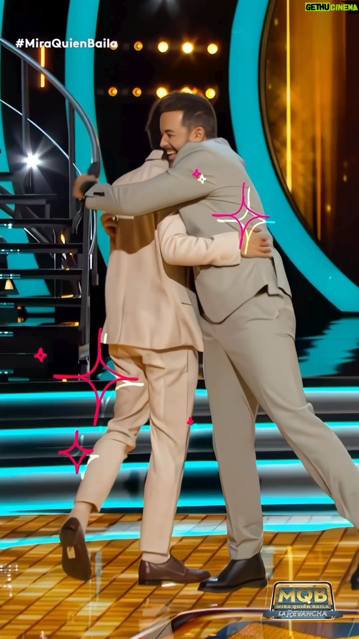 Mané de la Parra - 2.1K Likes - Lo que uno espera versus lo que sale 🤭 @chapulo7 y @manedelaparra son lo máximo 🔝👏
#MiraQuienBaila ¡La Revancha! MAÑANA 7p/6c por @univision.