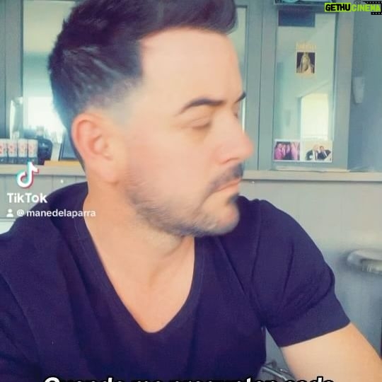 Mané de la Parra - 2.5K Likes - Cuando me preguntan ¿cada cuando se te antoja una cervecita ? Jajaja sígueme en TikTok #humor #comedia #cerveza #siempre #manedelaparra