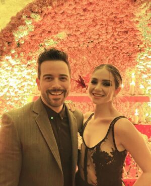 Mané de la Parra Instagram - Foto dump de Gala de día de muertos @voguemexico 
#style #smile #vogue #fashion 📸 @lidereslatinosmx @karlamartinezdesalas #galavogue