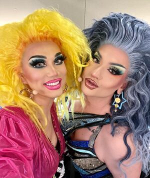 Manila Luzon Instagram - I had so much further developing the character of Popcorn in the latest run of @dragthemusical ! I especially love creating the hilarious relationship of the duo of Popcorn & Tuna Turner with my girl @lagoonabloonyc 💙💛
photos by @jenrosenstein 
costumes by @marcosquared