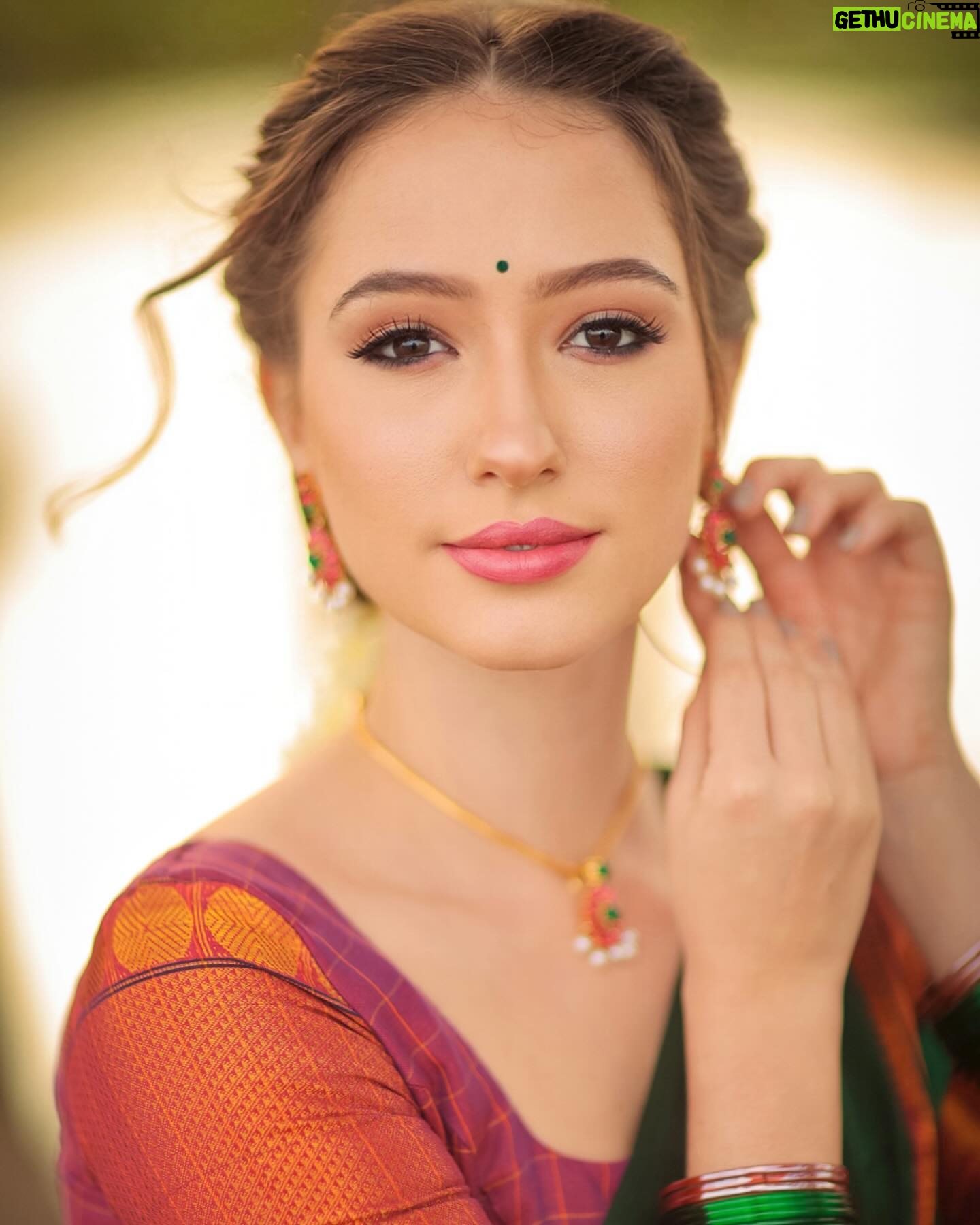 Most liked Instagram photo of Manisa Tait
