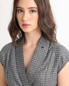 Actress Manisa Tait HD Instagram Photos and Wallpapers March 2024