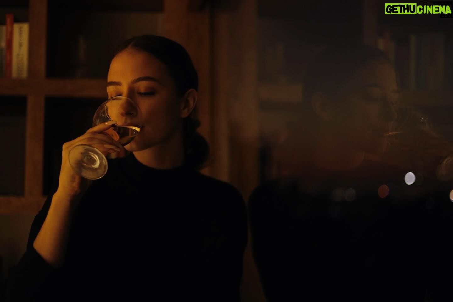 Manisa Tait - 368 Likes - 𝘍𝘪𝘯𝘢𝘭 𝘣𝘳𝘶𝘴𝘩𝘴𝘵𝘳𝘰𝘬𝘦𝘴 𝘰𝘧 𝘵𝘩𝘦 𝘥𝘢𝘺 🌅🎨
📸 @dante_boy_hashtagging
