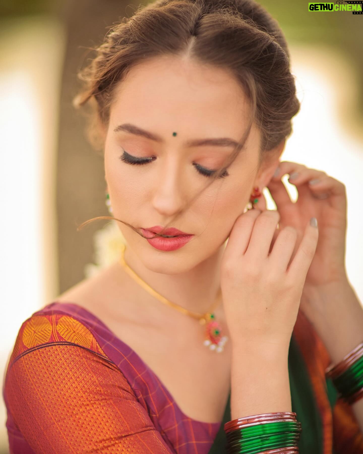Manisa Tait - 2K Likes - Wishing everyone a very Happy Pongal 🌾