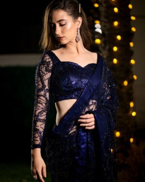 Manisa Tait Instagram - 🦚

Shot & edited by: @muraliphotographie 
For: @manithiclothing 
Makeup by: @artistrybydanu 
Hair: @sathyamakeupartistry_ 
Special thanks to: @siva_rx @sathya6040