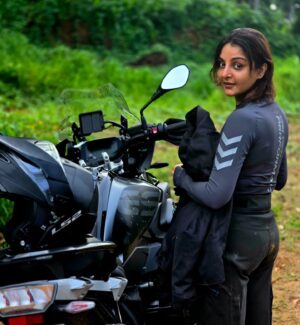 Manju Warrier Instagram - Falling. Mudding. And still learning... ❤️
Thanks for the fun company! @bineeshchandra @ambro_46 
#biking #bmwgs1250 #ajithkumar #ak #inspiration