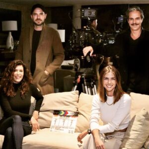 Manolo Cardona Instagram - Its a Wrap! 

Gracias bellezas del corazón por este viaje tan maravillosooooo @unlunar @daltonyco @angiecepeda 👏🏼❤️🥂

Felicidades a tod@s en el equipo de @1111films por otra producción impecable en todas las áreas.

Gracias @juanchocardonam @luisenrique.carrion @xs_cine @maryzubi @julyecuartas y todo el maravilloso equipo creativo detrás de cámara que hizo posible esta película!

Esperenla pronto por @vixplus