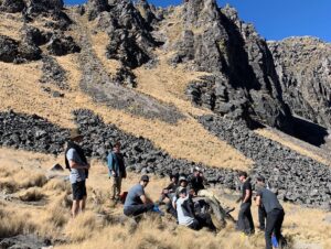 Manolo Cardona Instagram - Increíble caminata hasta la cima del Xinantecatl, mejor conocido como Nevado de Toluca 🙌🏼
Esta banda la logró 👏🏼👏🏼👏🏼👏🏼👏🏼
