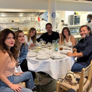 Manolo Cardona Instagram - Una tarde maravillosa con mis querid@s @diegotorresmusica @unlunar @valeriasantosbenedetti @valentinabailarina @mariesco