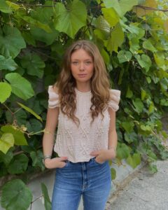 Actress Manon Schraen HD Instagram Photos and Wallpapers June 2024