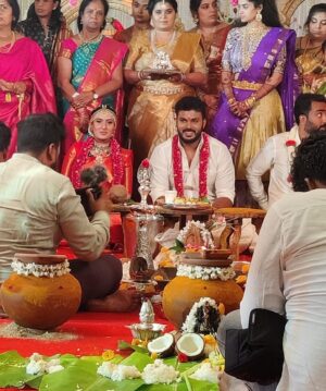 Manoranjan Ravichandran Instagram - Our story is just starting ❤️. Love, laughter and happily ever after ❤️

#iamyourmanoranjan @vsphotography3921