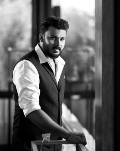 Actor Manoranjan Ravichandran HD Instagram Photos and Wallpapers June 2023