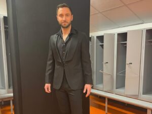 Måns Zelmerlöw Instagram - A very hectic but fun couple of days in Swe hosting @idrottsgalan with the phenomenal @carolinakluft and more episodes of @maskedsingersverige . Thank you for all your kind words about Monday night, we had so much fun!