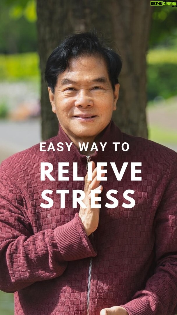 Mantak Chia - 2K Likes - Relieve your stress and anxiety✨
Long-term stress and negative emotions can be harmful to our physical and emotional well-being. It can also affect our breathing💨
When we are under stress, our breathing patterns change. It makes us shallow breathers💫
We take small, shallow breaths, using our shoulders rather than our diaphragm to move air in and out of our lungs🫁
👉Shallow, upper chest breathing is part of the typical stress response.
If you’re dealing with high levels of stress or anxiety, there are several types of Taoist breathing techniques that may help you feel calmer and more relaxed🪷
Try this this breathwork practice shown by Grandmaster Mantak Chia🙌
This simple but effective breathing technique for balanced emotions, stress reduction, and anxiety takes just a few minutes and can be done anywhere👇
1️⃣ Choose a comfortable seated position
2️⃣ Place your hands below your navel, allowing you to feel the movement of your diaphragm.
3️⃣ Inhale and exhale for a count of 5.
4️⃣ Let go of all negative emotions, anger, envy, problems
5️⃣ Continue this breathing pattern for at least a few minutes.
You will get the most benefit if you do it regularly as part of your daily routine🧘♀️
❤️🔥If you want to discover the most important and powerful Taoist breathing techniques to balance emotions, get rid of stress, connect mind and body, increase energy levels, and improve overall health
🙏We invite you to join our Online self-paced Taoist Breathwork course with Master Mantak Chia with LIVE Review class on 🗓️31 May, ⏰13:00 Paris time/ 7 am NY time.
The course is perfect if you are:
☯️A beginner wishing to start Taoist path and learn simple and effective breathing exercises
☯️Looking to get rid of stress, bring balance in your life and experience a deep state of flow under the guidance of famous Taoist Grandmaster Mantak Chia
☯️An advanced student willing to dive in and learn details of Breathwork in depth
☯️Willing to learn simple, gentle exercises suitable for any age and any fitness
🕊️Early Bird prices are valid till May 25.
💌Write the code word BREATH here in the comments to book your place.
