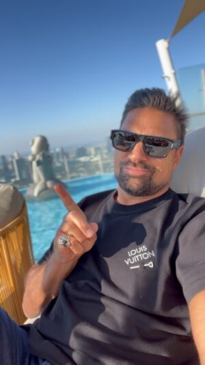 Manu Bennett Instagram - Rooftop #pool #dubai #sls #uae #slsdubai