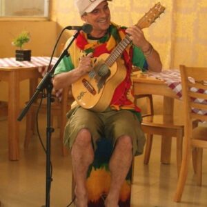 Manu Chao Instagram - Enjoy the musical magic and feel the spirit of inspiration and hope in the voices of @manuchaoofficial and @mermans_mosengo as they perform the classic Brazilian folk song, "Asa Branca!"
.
.
.
.
.
.
.
.
.
.
.
.
#manuchao #manuchaomusic #manuchaoofficial #megustastu