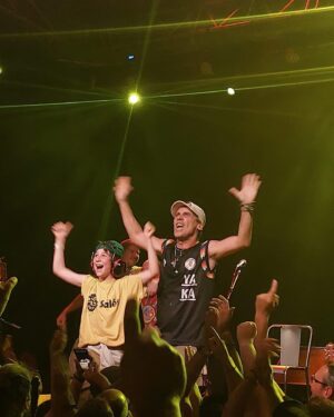 Manu Chao Instagram - Merci Mulhouse! Merci le Nouma! BALANCE TON SON FOREVER!!!!!!! ON ETAIT TROP BIEN REÇUS!!!!

#balancetonson #noumatrouff #festivalpressales #FaschtBalanceTonSon #Alsace
Étaient sur scène : K-Rip   Ousco   Association France Palestine Solidarité 
Première partie : Ousco
Aux commande du son dans la cours : Lee Ben   Broady   Les Funky Mannalas
Aux manettes pour faire tourner tout ça, un énorme travaille des équipes Balance Ton Son et Noumatrouff   tous les bénévoles qui ont fait un travail de folie ! Et avec le cœur !
@luckysalvadori @miguel_rumbao 
balancetonson.alsace
@festival_pres_sales
@noumatrouff 

Images de:  @david_los_locos et Sophie Christmann