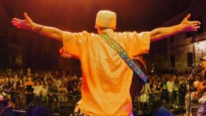 Manu Chao Instagram - Köszönöm Veszprém! A kultúra városa!!! #Hangveto #Most #Vöröstó ! ! ! 
Thank you Vesprem! City of culture!!!
#ManuChao
@luckysalvadori @miguel_rumbao 
Video: @wander.black