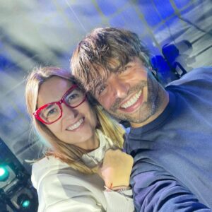 Manu Guix Instagram - Todo vuelve en esta vida. Vuelven las fotos de los domingos!!! Empezamos el ensayo de la #OTGala1 en el plató. Máxima ilusión. A darlo todo. #NoSinMiNoe