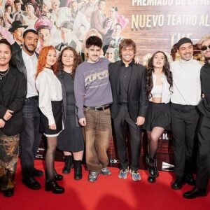 Manu Guix Instagram - Ahir vem estrenar @theproducerselmusical a Madrid al teatre Nuevo Alcalá i va ser una festassa!!!!!!! Vem estar molt ben acompanyats!!!

Ayer estrenamos @theproducerselmusical en Madrid en el teatro Nuevo Alcalá y fue un fiestón!!!!! Y muy bien acompañados!!!
